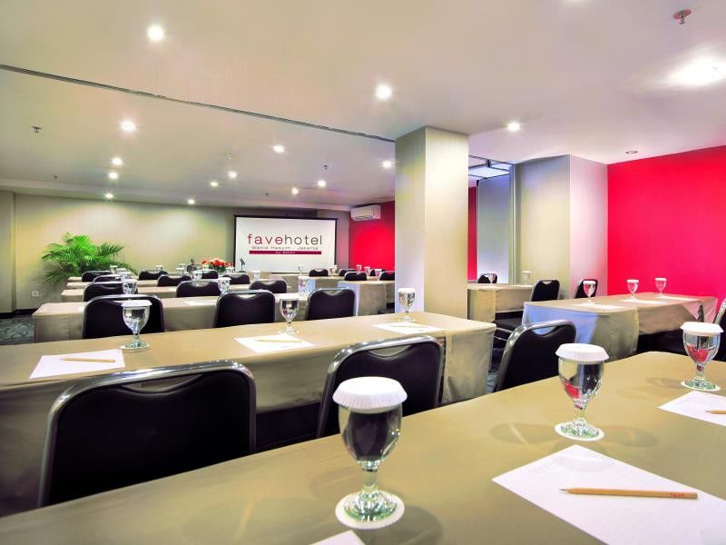 Swiss-Belinn Wahid Hasyim Jakarta Exterior photo